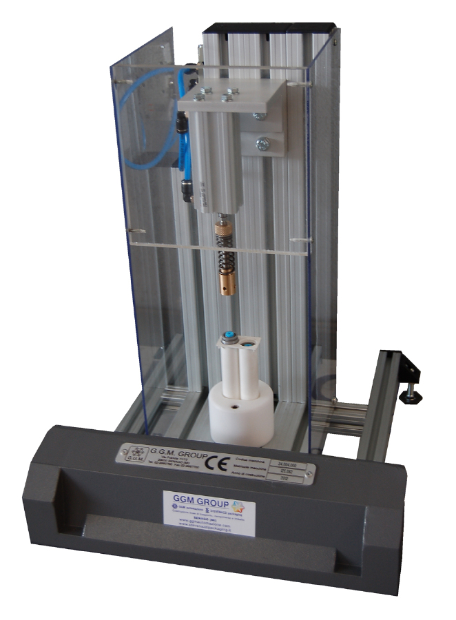 Pneumatic capping machine for cartridges